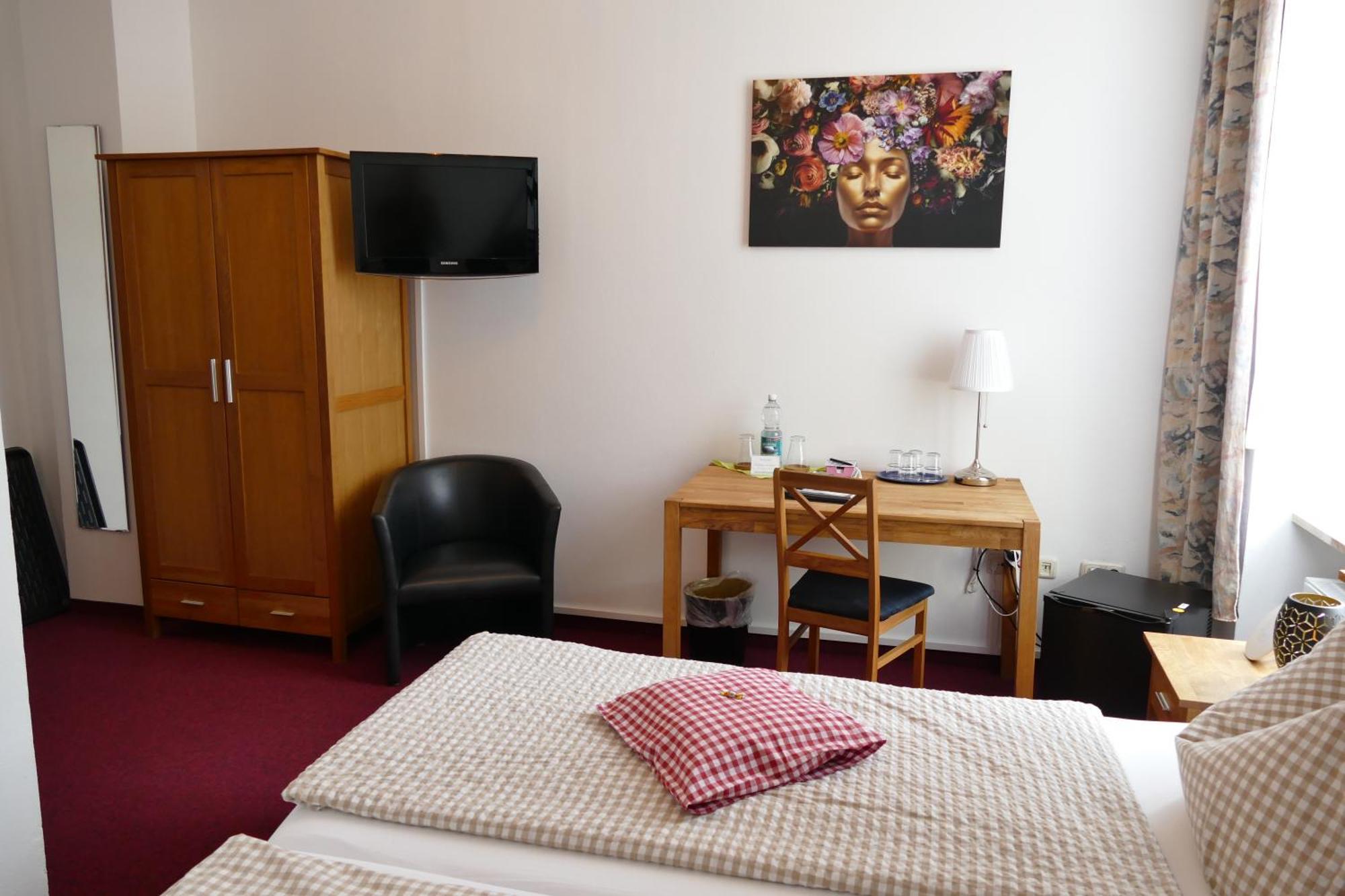 Hotel Meridian Gorlitz Bagian luar foto